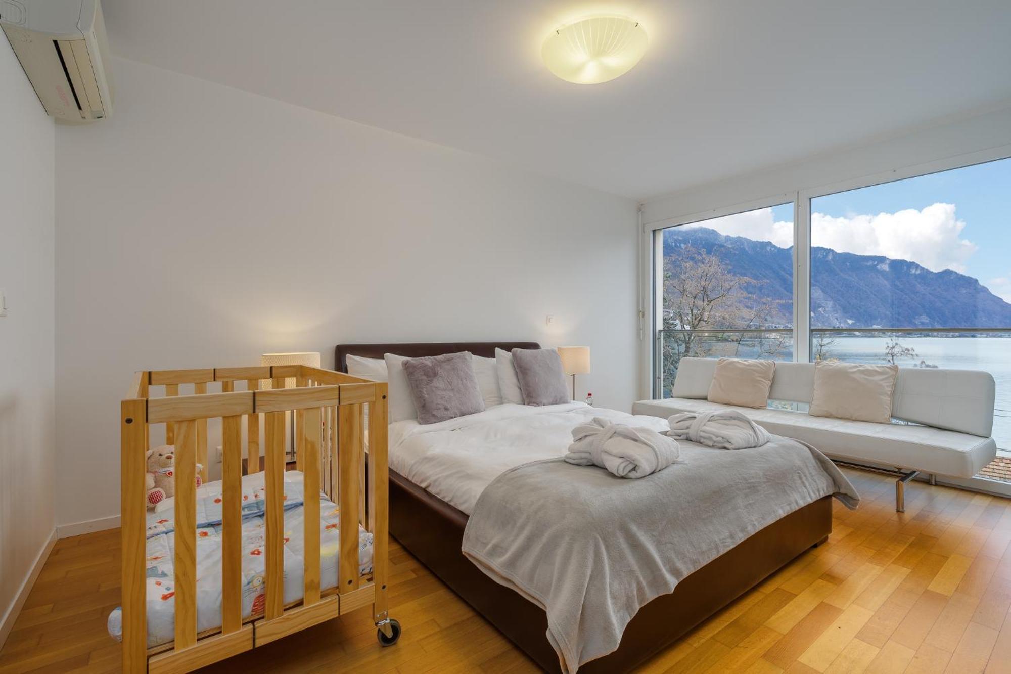 View And - Swiss Appartement