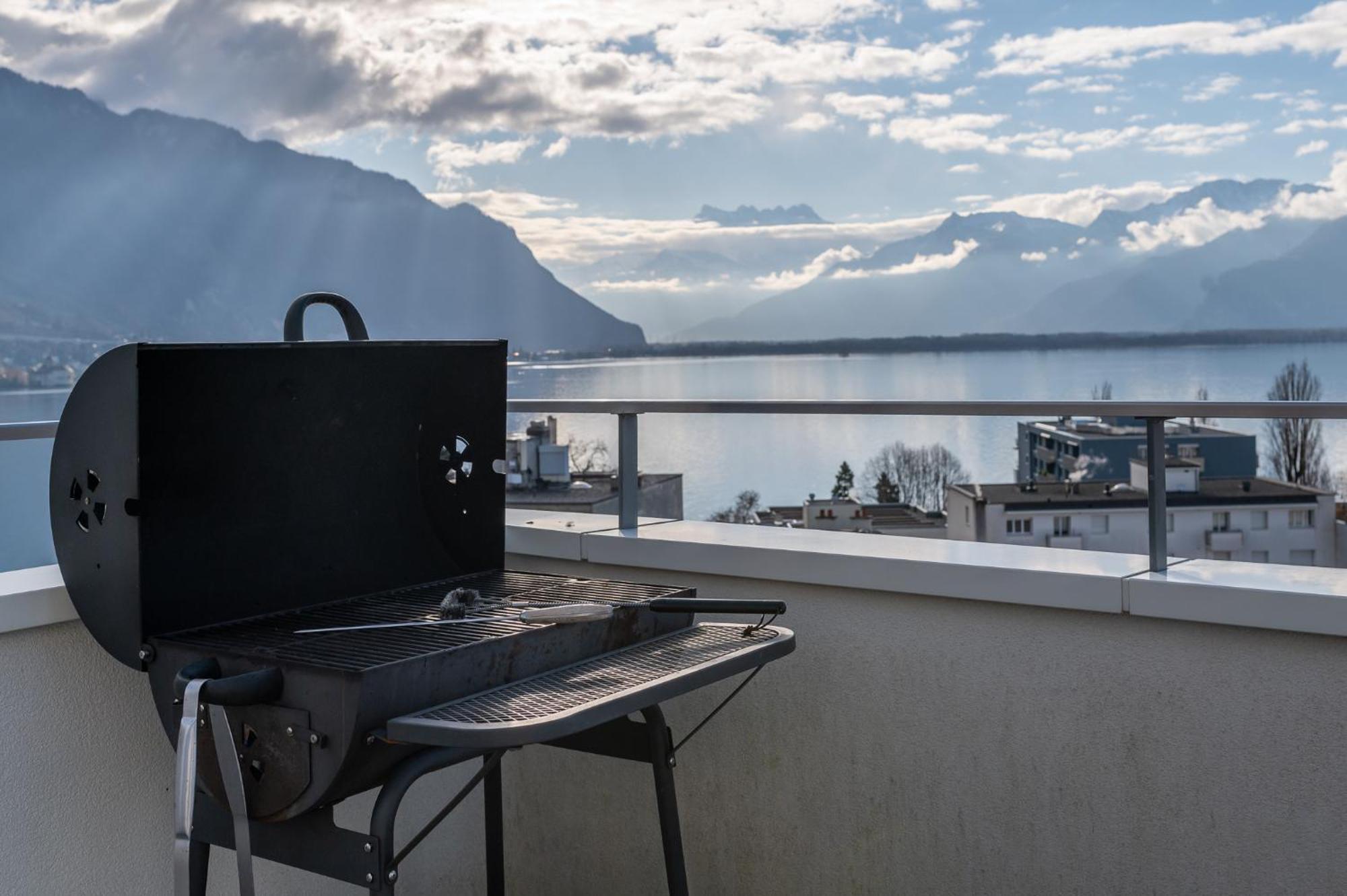 View And - Swiss Montreux